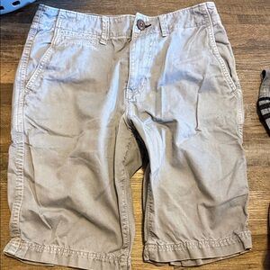American Eagle Outfitters Men's Flat-Front Shorts in Light Khaki